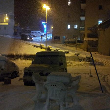 Le Pourquoi Pas Hostel Saint-Lary-Soulan Bagian luar foto