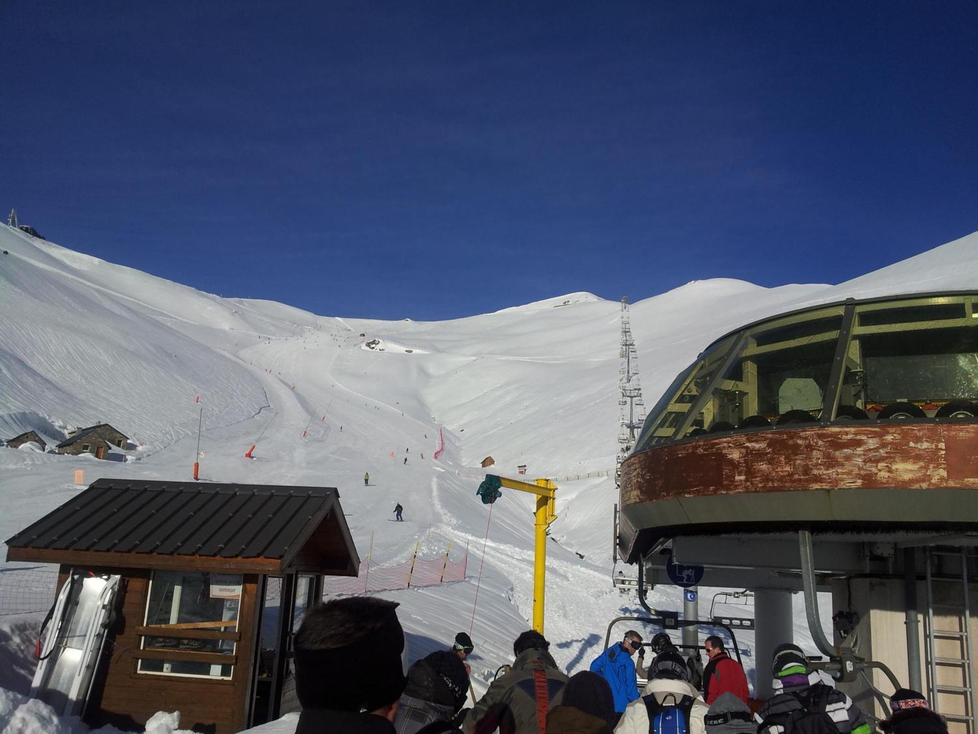 Le Pourquoi Pas Hostel Saint-Lary-Soulan Bagian luar foto