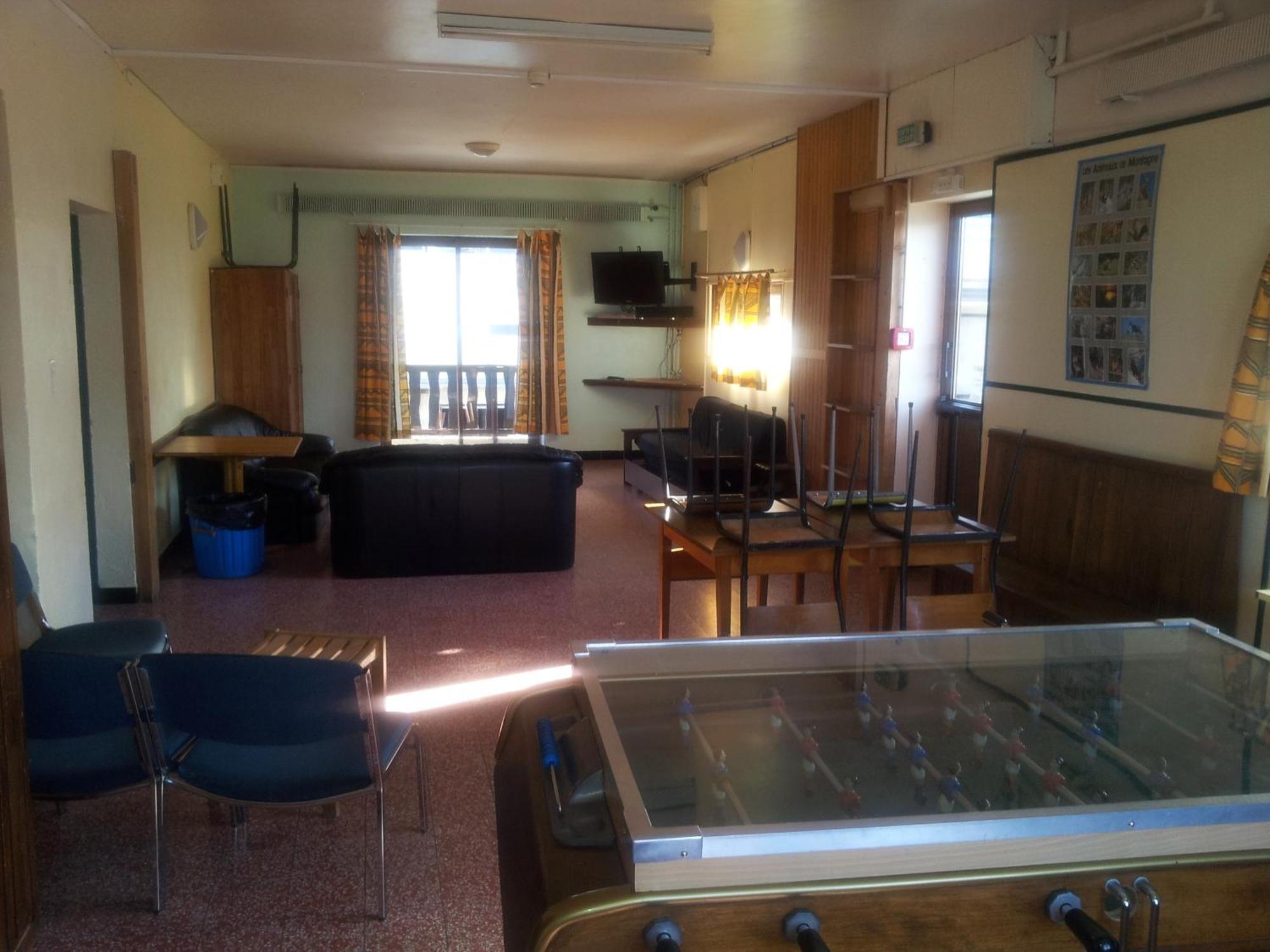 Le Pourquoi Pas Hostel Saint-Lary-Soulan Bagian luar foto