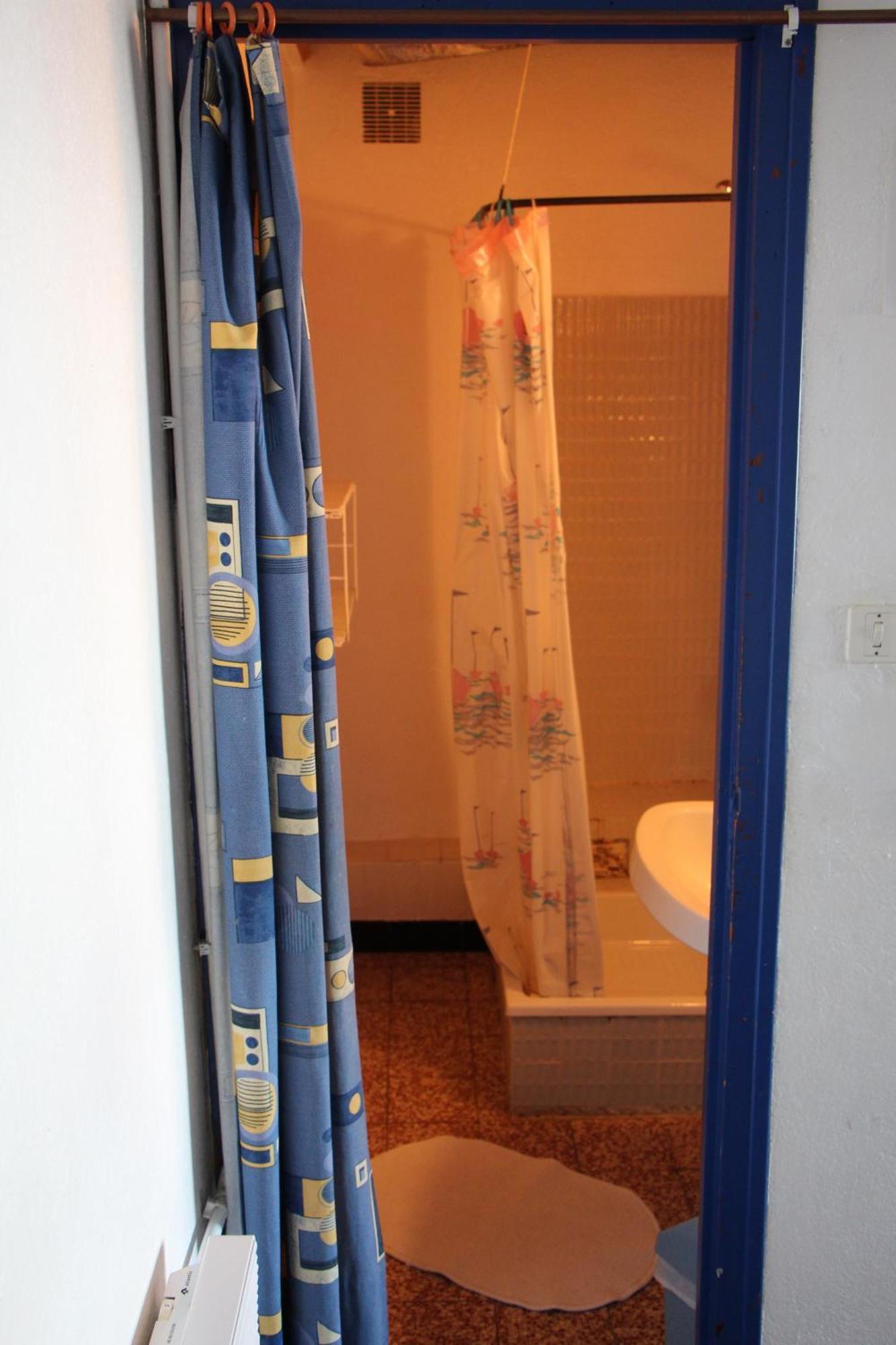 Le Pourquoi Pas Hostel Saint-Lary-Soulan Ruang foto