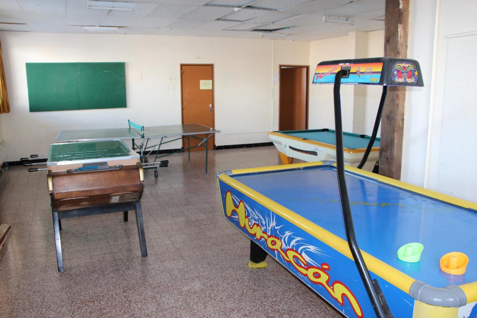 Le Pourquoi Pas Hostel Saint-Lary-Soulan Bagian luar foto